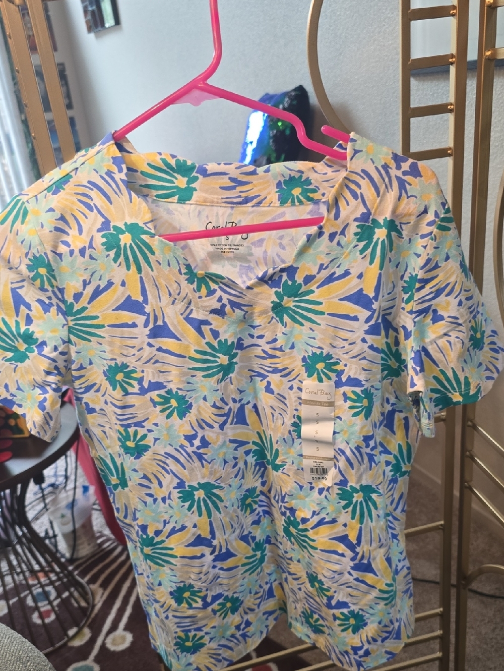 Coral Bay size Small top with blue, yellow & green flowers